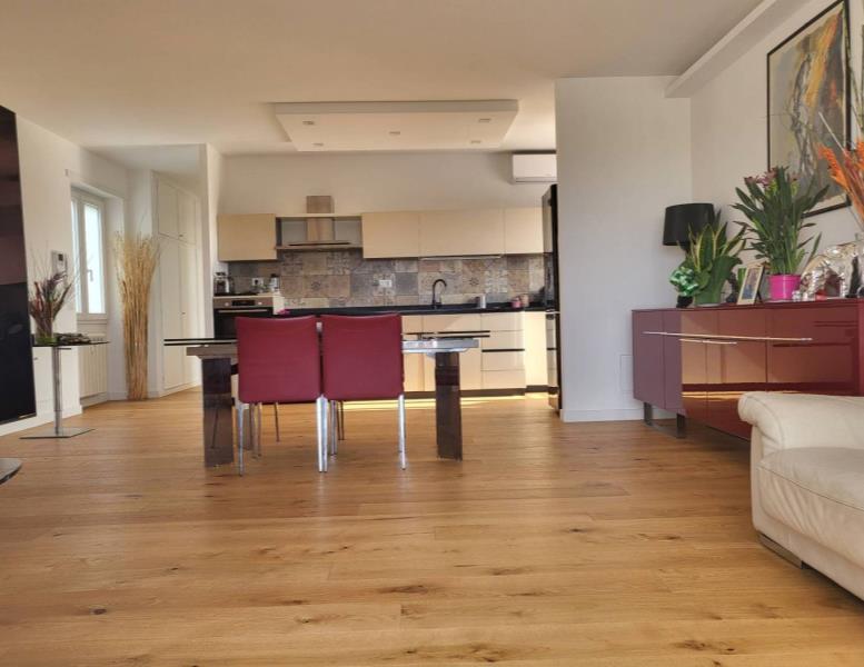 appartamento in vendita a Roma in zona Appio Claudio