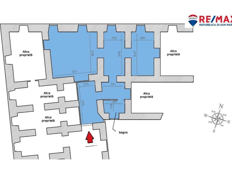 locale commerciale in vendita a Roma in zona Rione Prati
