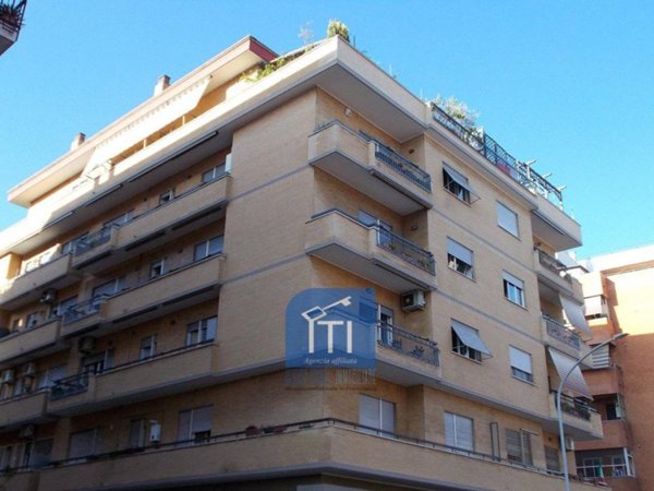 appartamento in vendita a Roma in zona Collatino