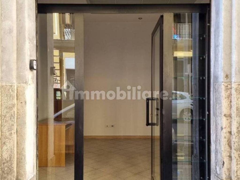 negozio in vendita a Roma in zona Esquilino