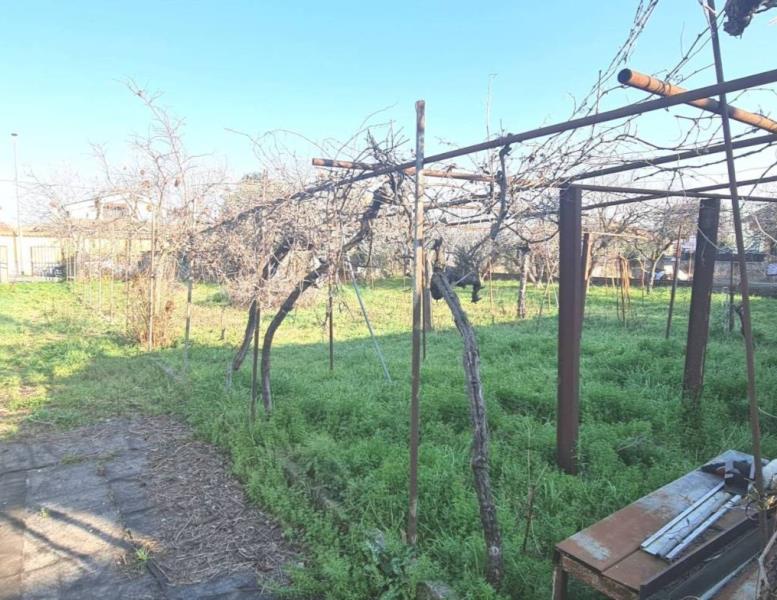 casa indipendente in vendita a Roma