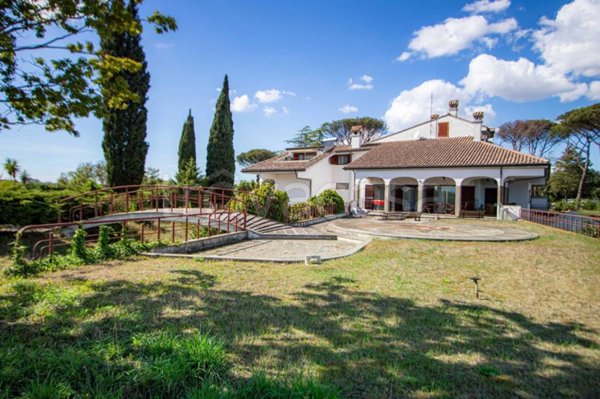 casa indipendente in vendita a Roma in zona Casalotti