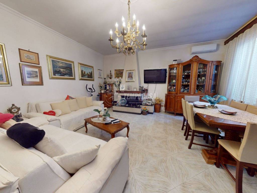 appartamento in vendita a Roma in zona Casalotti