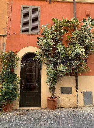 appartamento in vendita a Roma in zona Rione Monti/Campitelli