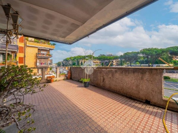 appartamento in vendita a Roma in zona Aurelio