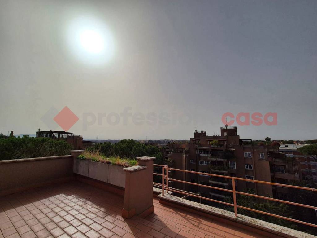 appartamento in vendita a Roma in zona Monte Sacro/Talenti