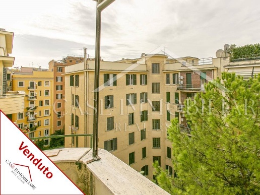 appartamento in vendita a Roma in zona Rione Prati