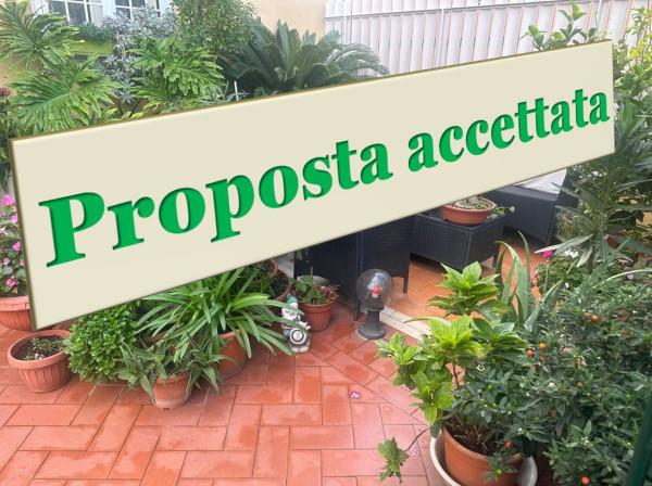 appartamento in vendita a Roma in zona Tomba di Nerone