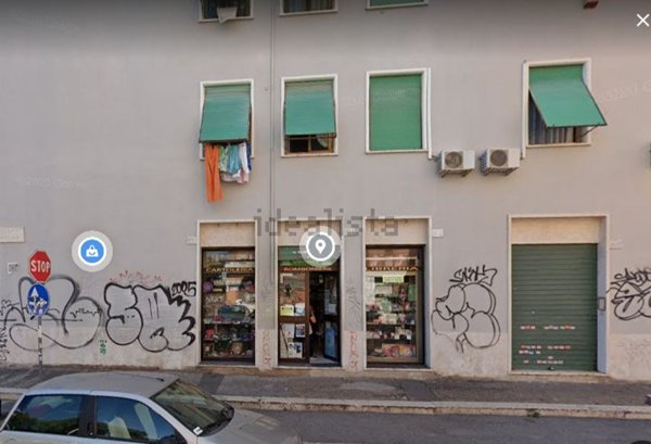 locale commerciale in vendita a Roma in zona Prenestino-Centocelle