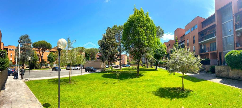 appartamento in vendita a Roma in zona Casal Palocco