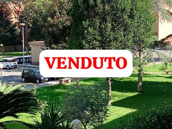 appartamento in vendita a Roma in zona Casal Palocco