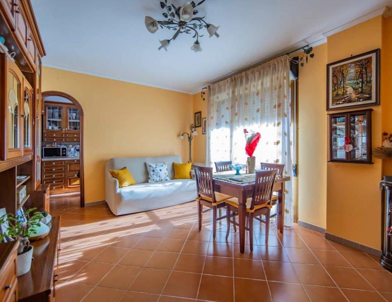 appartamento in vendita a Roma in zona Casal Morena