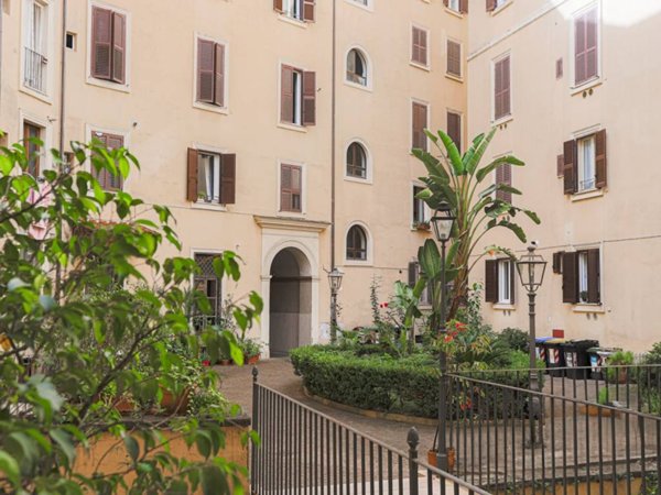 appartamento in vendita a Roma in zona Trastevere