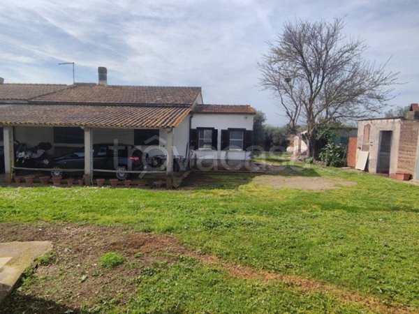 appartamento in vendita a Roma in zona Osteria Nuova