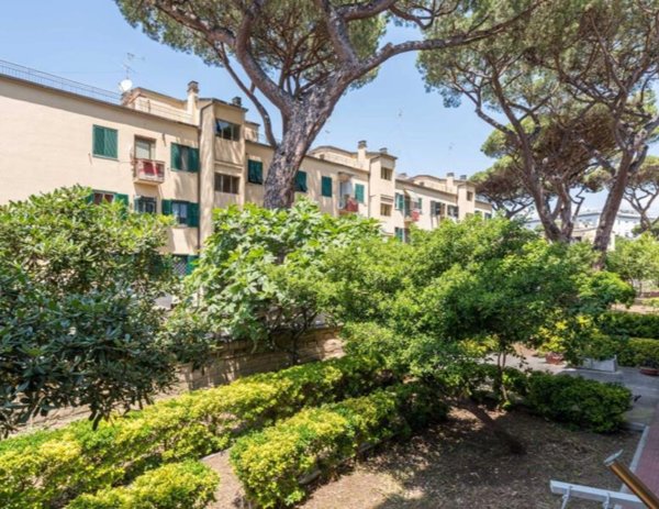 appartamento in vendita a Roma in zona Ostia