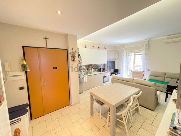 appartamento in vendita a Roma in zona Borghesiana