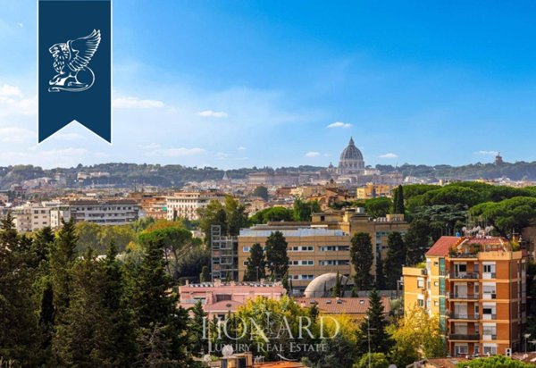 appartamento in vendita a Roma in zona Della Vittoria