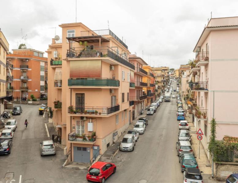 appartamento in vendita a Roma in zona Portuense