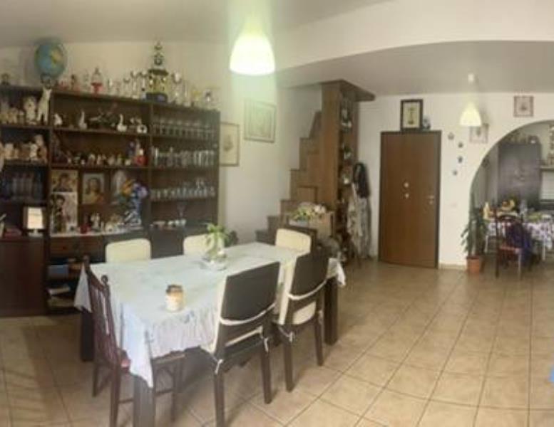 appartamento in vendita a Roma in zona Infernetto