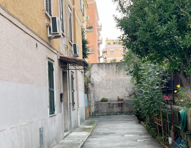 appartamento in vendita a Roma in zona Prenestino-Centocelle