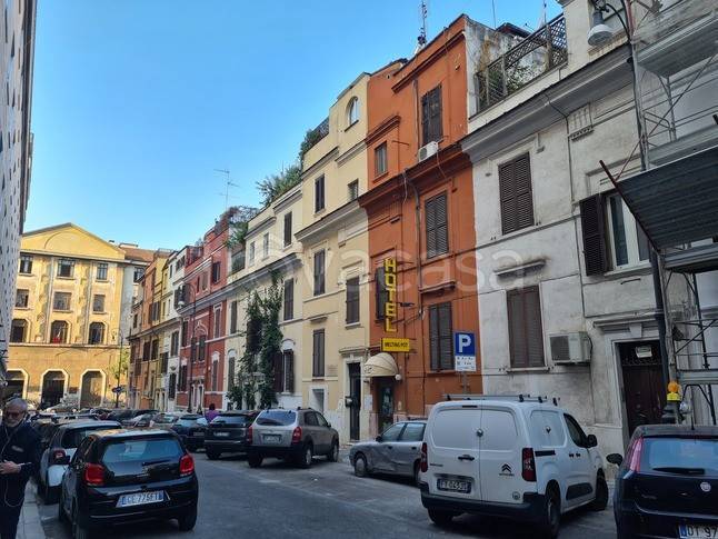 trivano in vendita a Roma in zona Esquilino