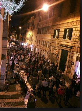 negozio in vendita a Roma in zona Pigna - Sant'Angelo