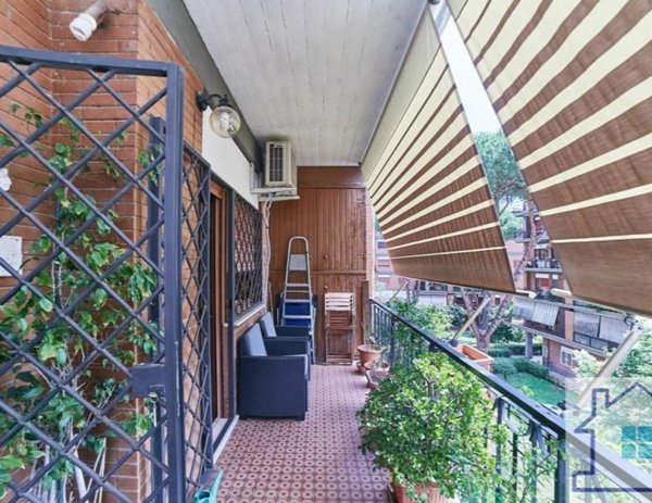 appartamento in vendita a Roma in zona Appio Claudio