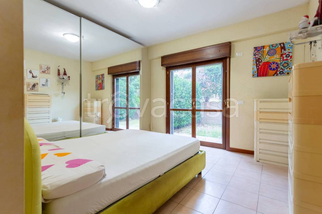 appartamento in vendita a Roma in zona Castelverde