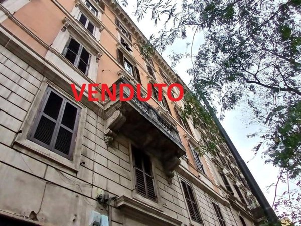 appartamento in vendita a Roma in zona Esquilino