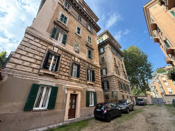 appartamento in vendita a Roma in zona Nomentano