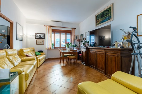 appartamento in vendita a Roma in zona Appio Latino