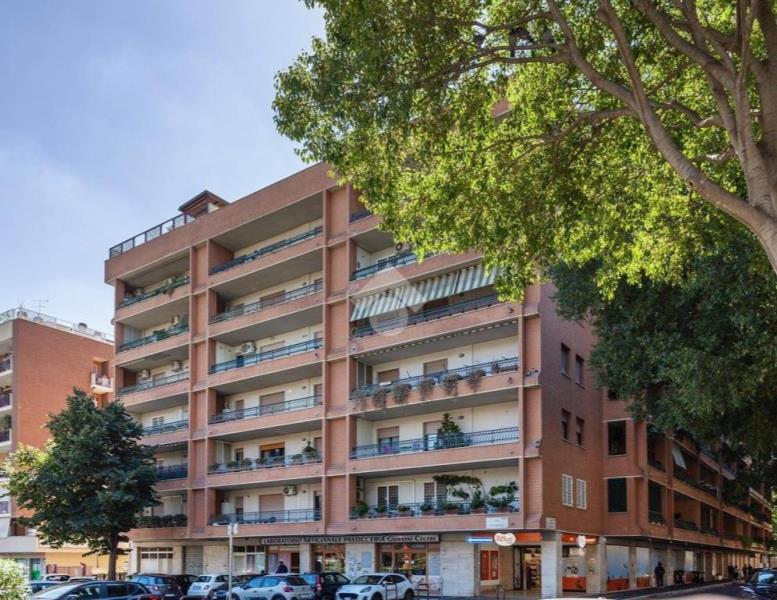 appartamento in vendita a Roma in zona Torrino