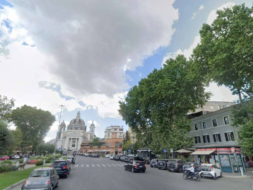 negozio in vendita a Roma in zona Della Vittoria