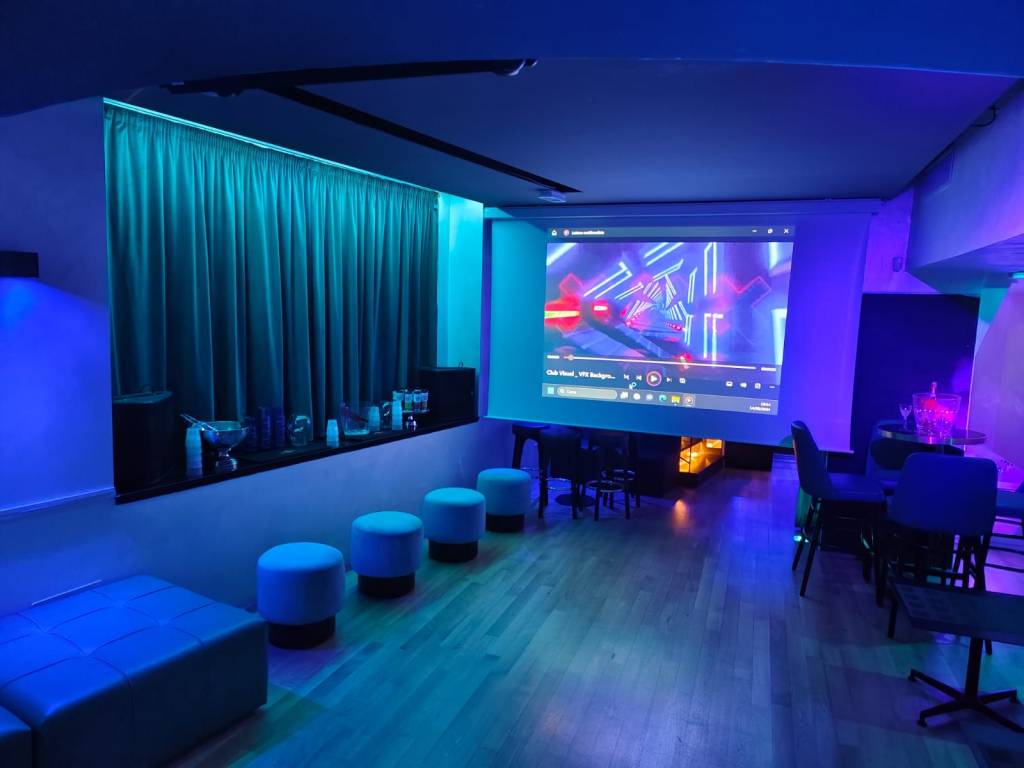 negozio in vendita a Roma in zona San Saba - Ripa