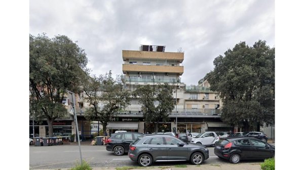 appartamento in vendita a Roma in zona EUR