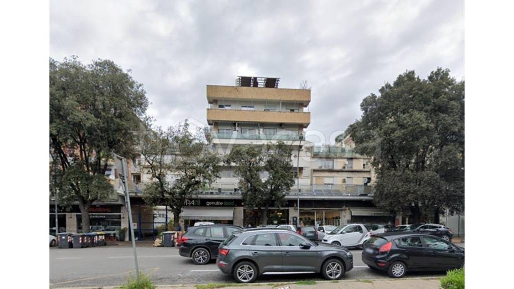 appartamento in vendita a Roma in zona EUR