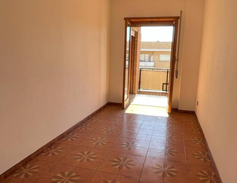 appartamento in vendita a Roma in zona Osteria del Curato