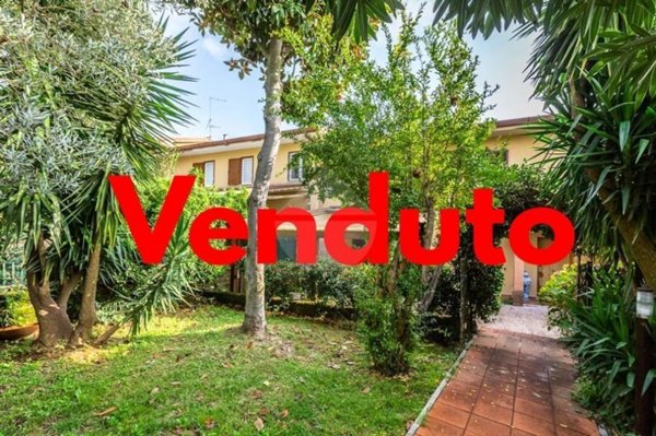 casa indipendente in vendita a Roma in zona Tor di Quinto