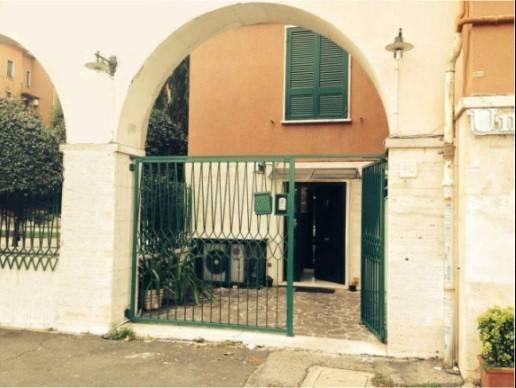 appartamento in vendita a Roma in zona Ostiense