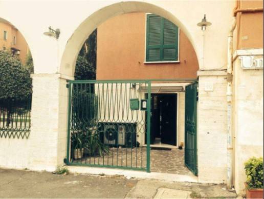 appartamento in vendita a Roma in zona Ostiense