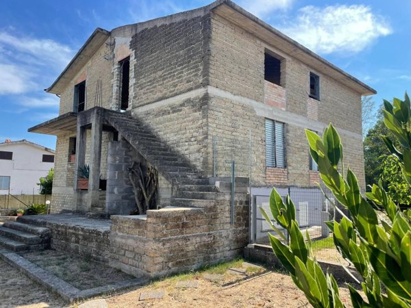 casa indipendente in vendita a Roma