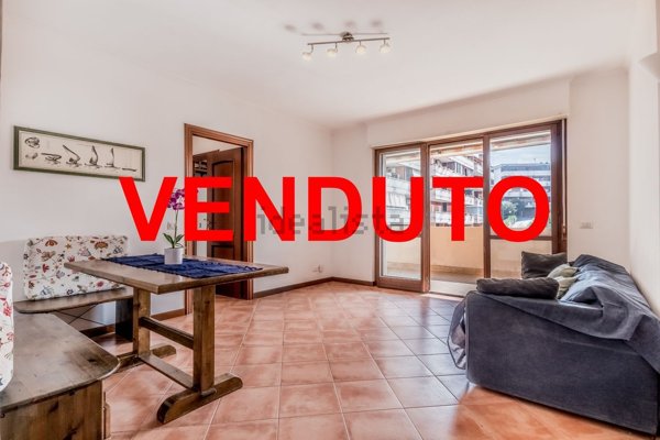 appartamento in vendita a Roma in zona Vitinia