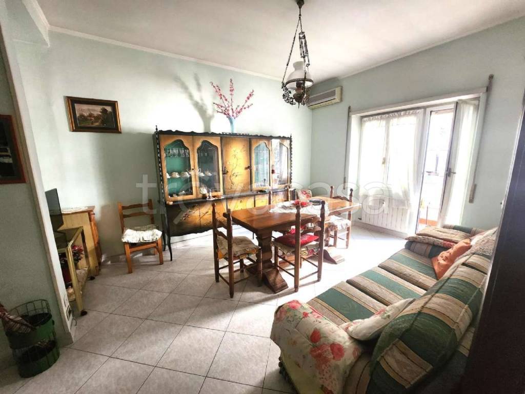appartamento in vendita a Roma in zona Portuense