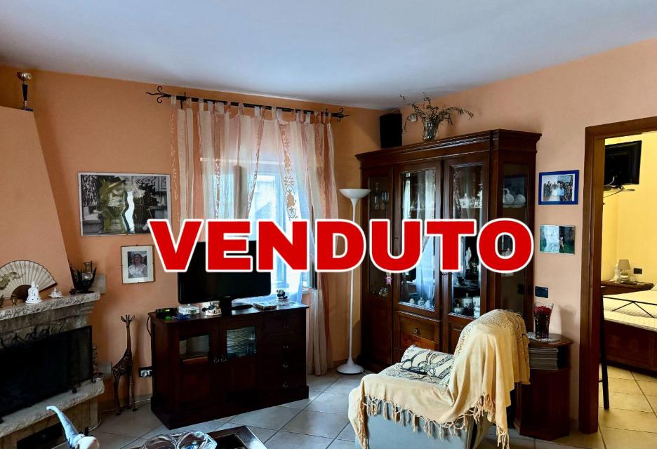 appartamento in vendita a Roma in zona Tomba di Nerone