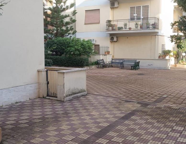 appartamento in vendita a Roma in zona Torre Maura