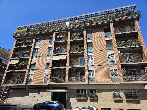 appartamento in vendita a Roma in zona Tor di Quinto