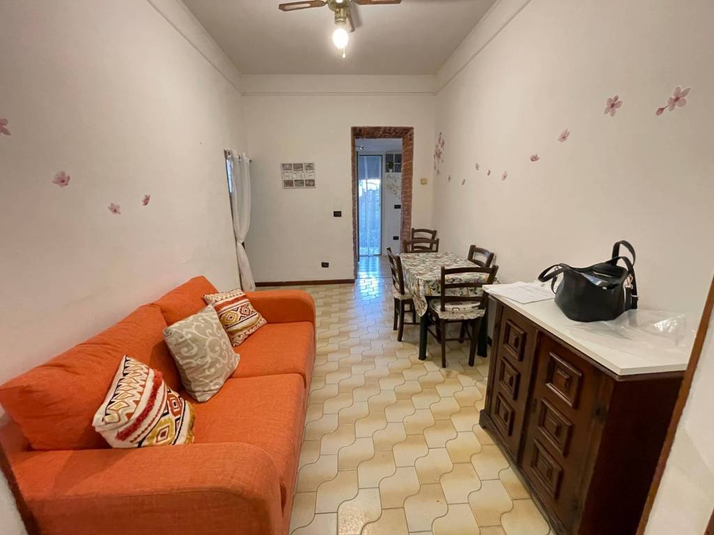 appartamento in vendita a Roma in zona Casal Morena