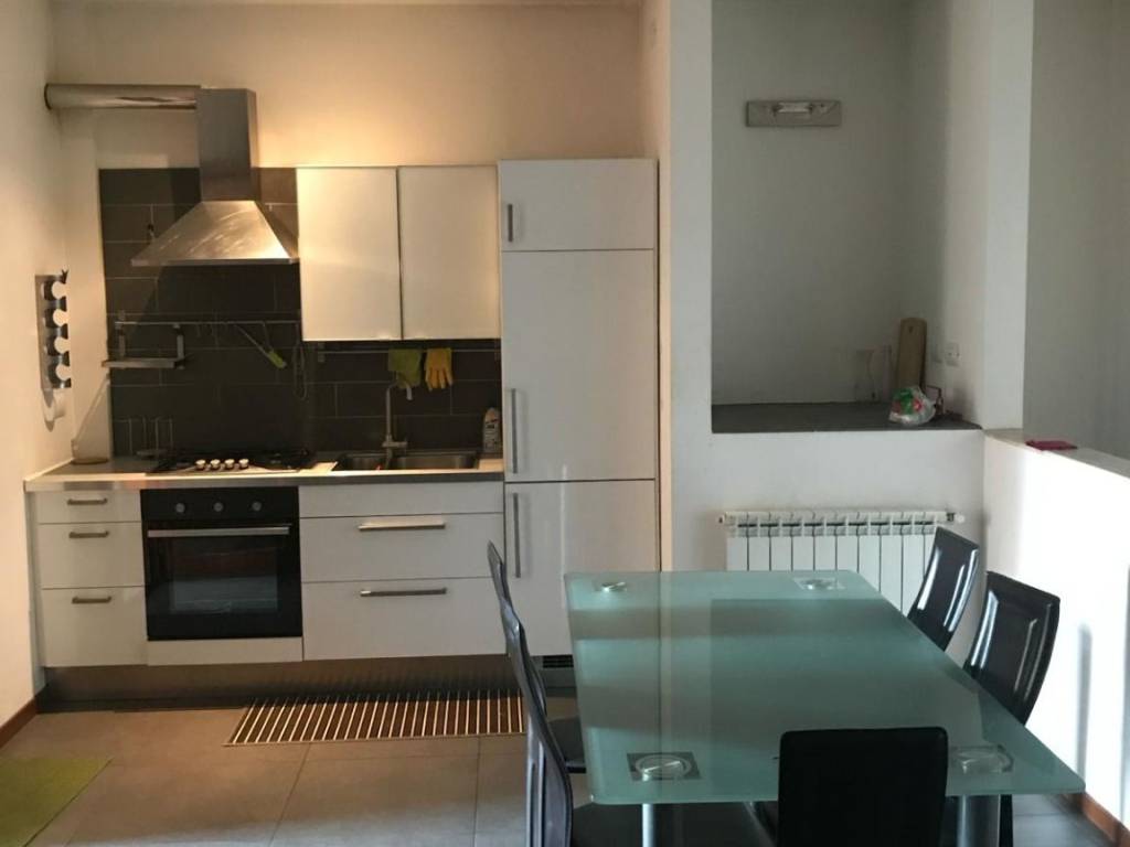 appartamento in vendita a Roma in zona Axa