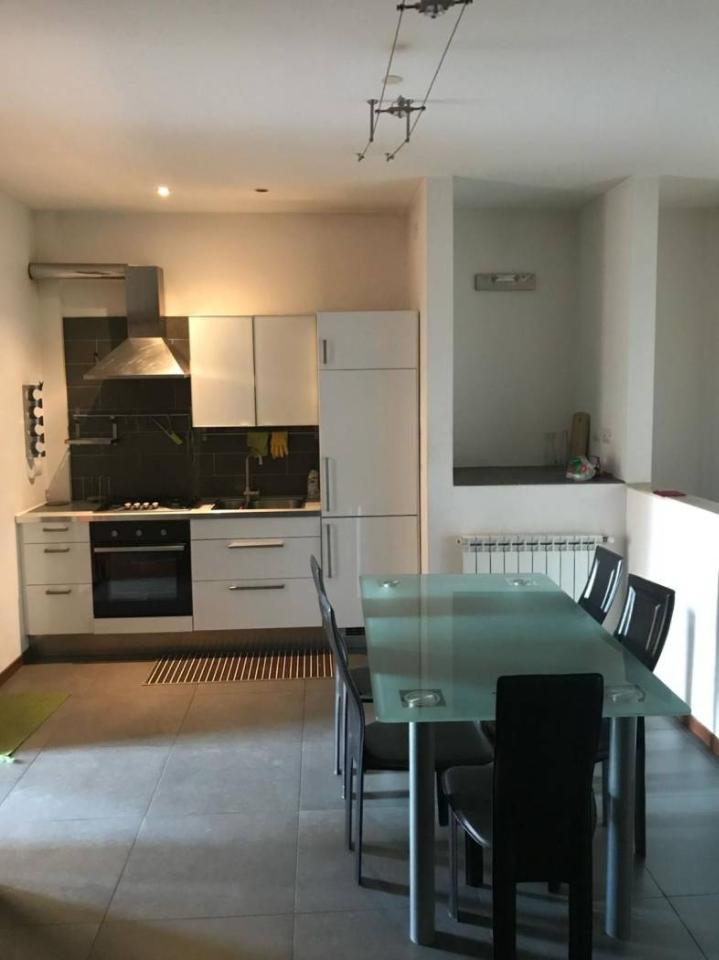 appartamento in vendita a Roma in zona Axa