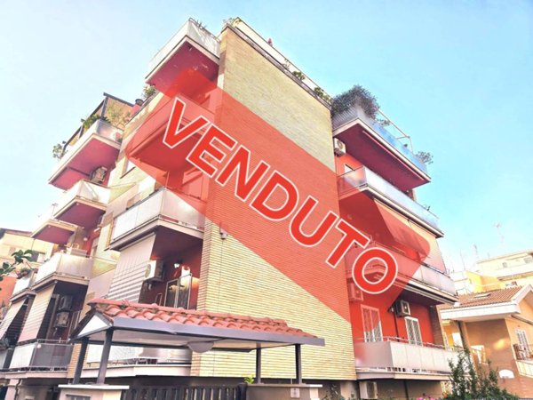 appartamento in vendita a Roma in zona Torrevecchia